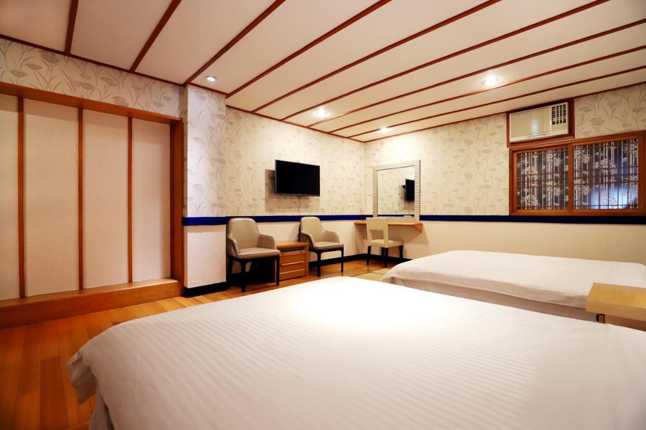 Gorgeous Hot Spring Resort Taipei Exterior photo