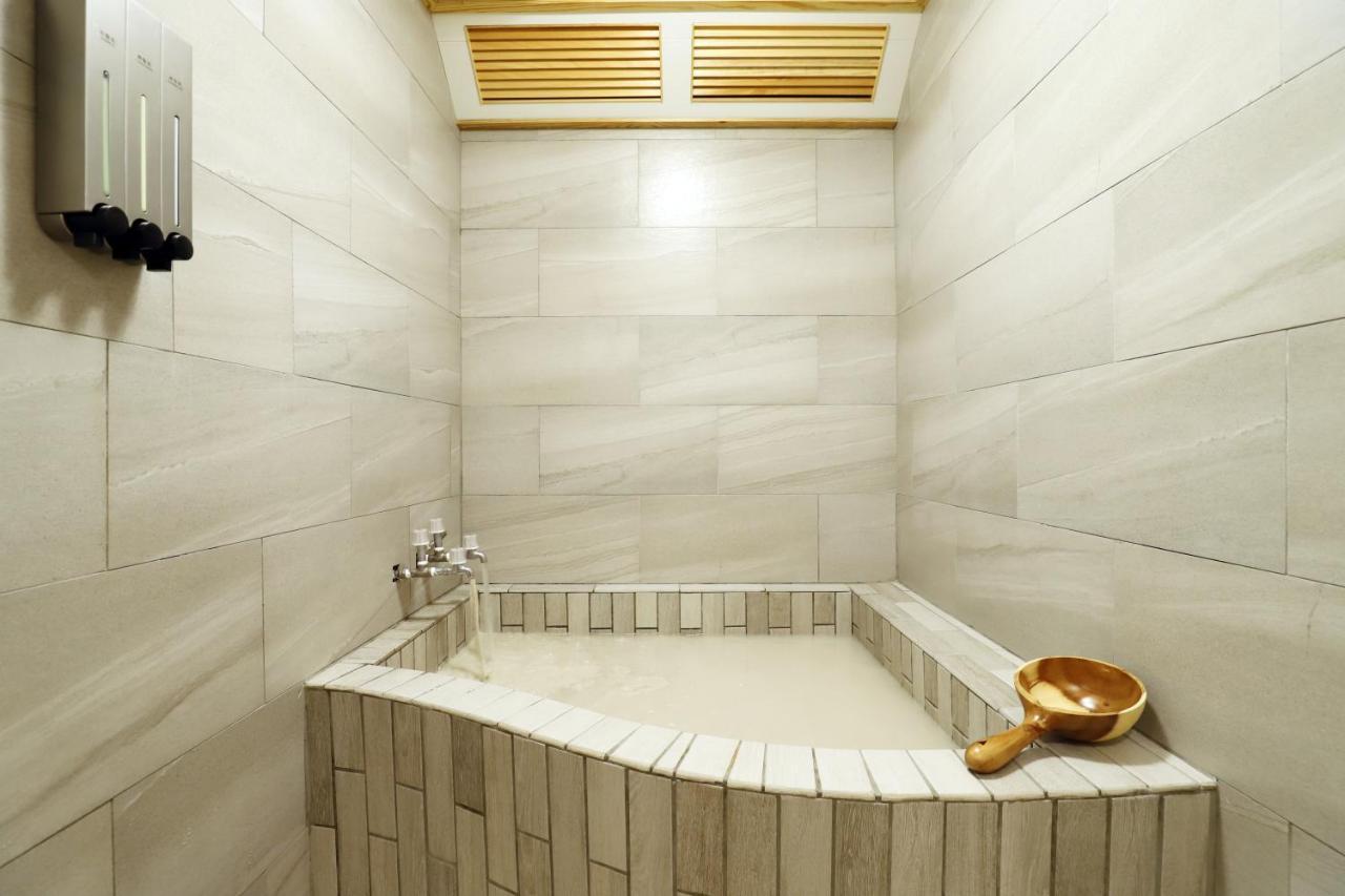 Gorgeous Hot Spring Resort Taipei Exterior photo