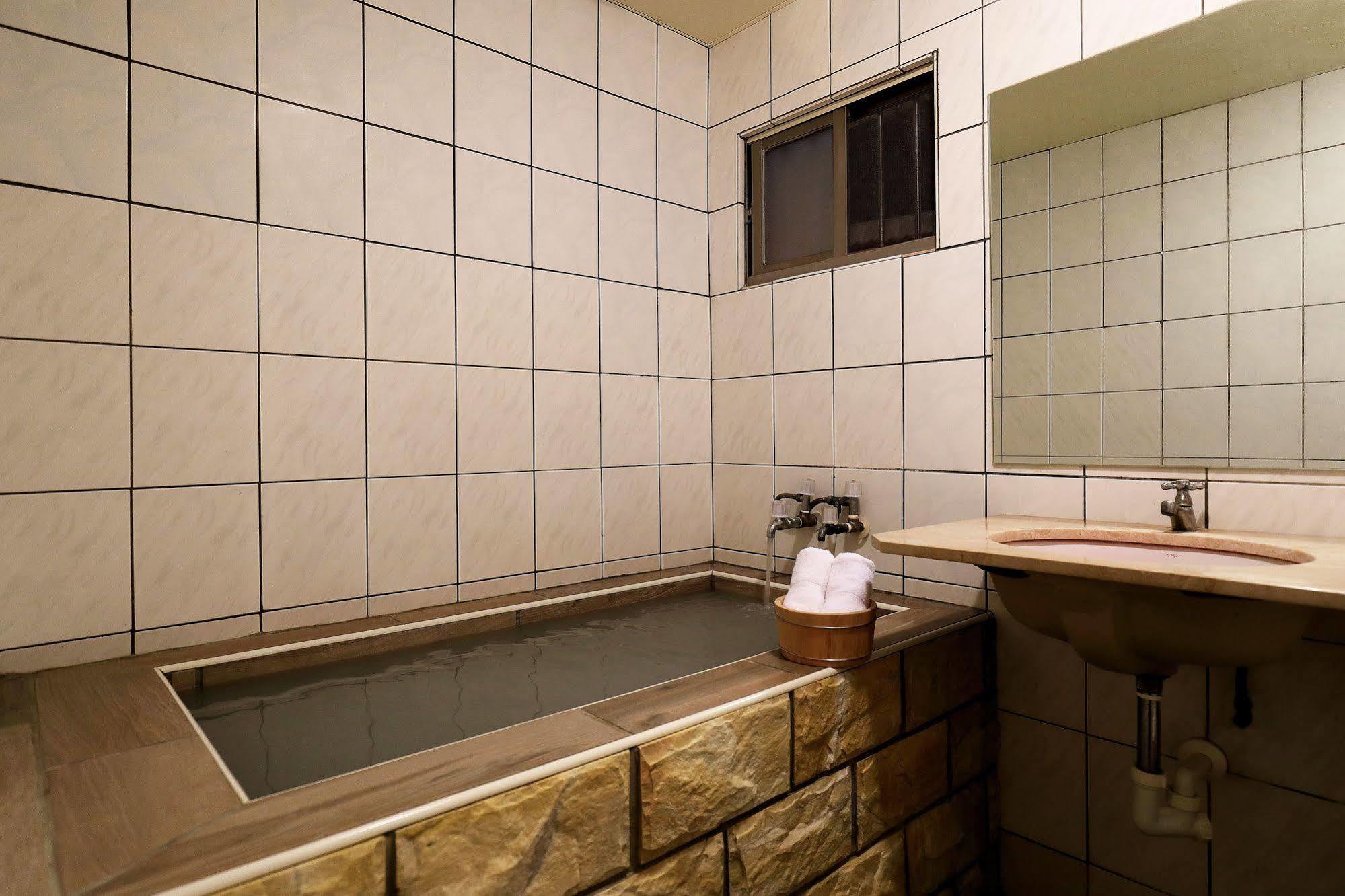 Gorgeous Hot Spring Resort Taipei Exterior photo