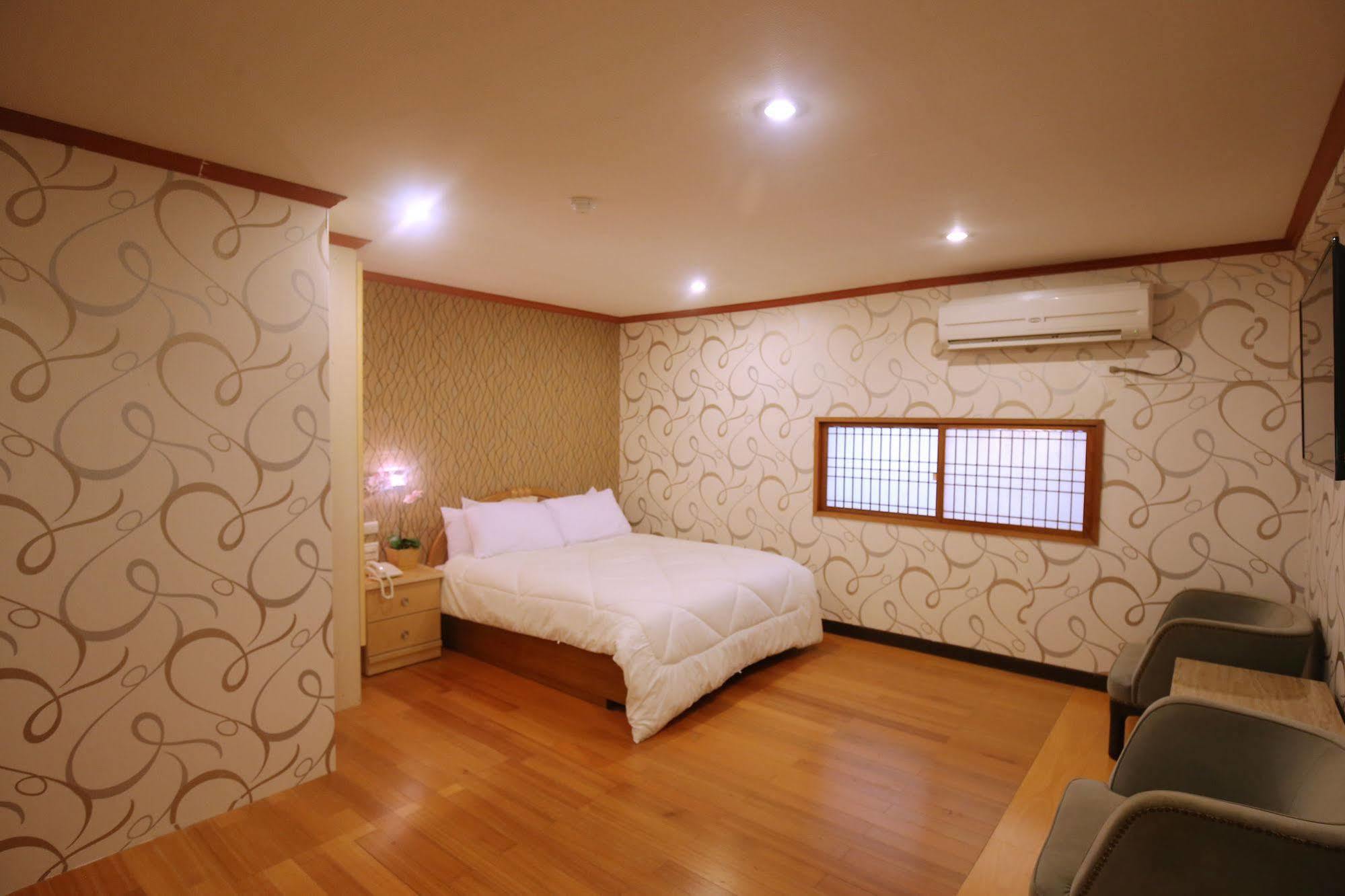 Gorgeous Hot Spring Resort Taipei Exterior photo